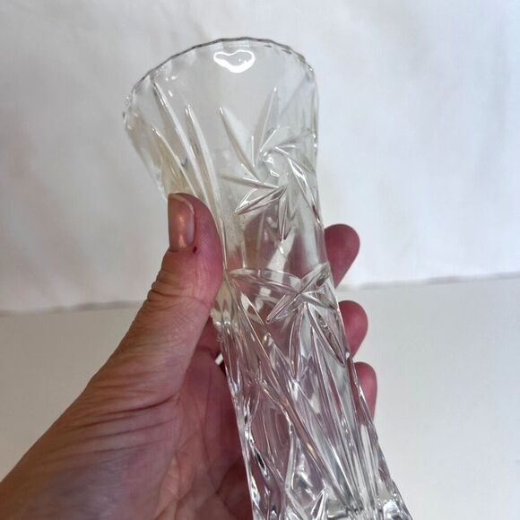 Lenox Small Fine Cut Crystal Star Vase 6" Tall Flared  w/ Original Paperwork - Picture 5 of 8